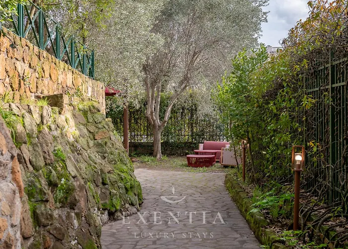 Exentia Stays - Private Garden Villa With Jacuzzi Near Spanish Steps, Via Margutta - Rome ローマ
